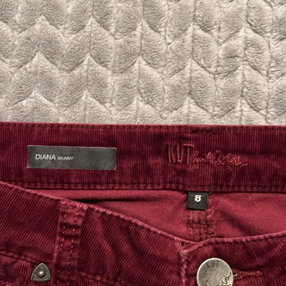 EUC Kut From the Kloth Diana Skinny Red Corduroy Pants - Picture 5 of 11